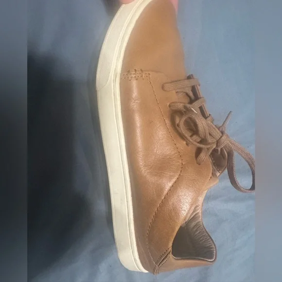 Women’s OluKai Pehuea Li Ila Sneakers - Picture 7 of 7